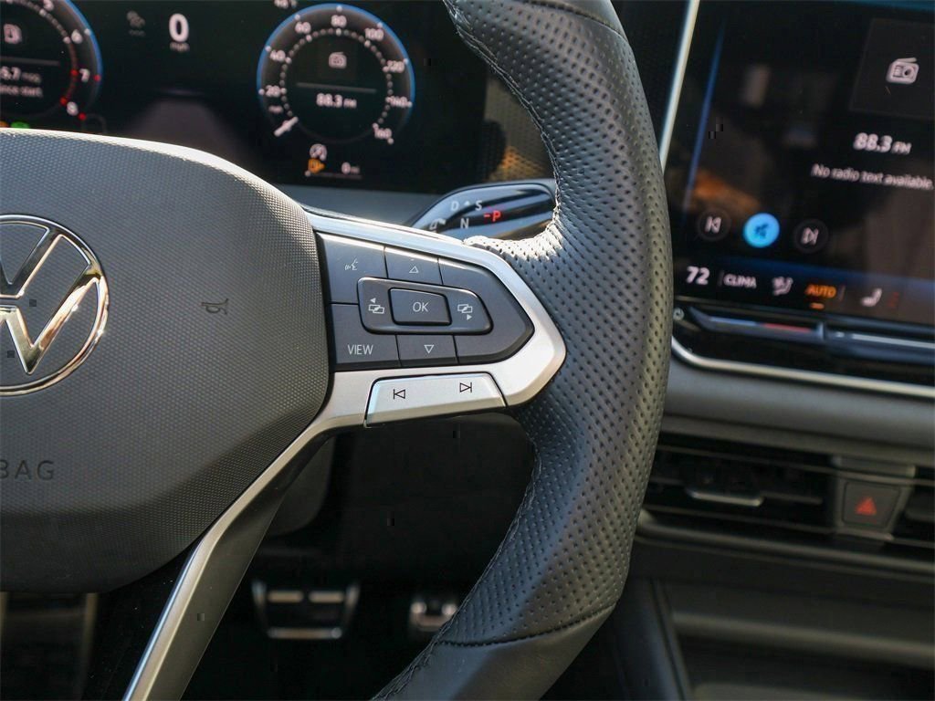 New 2026 Volkswagen Tiguan SE R-Line image 26