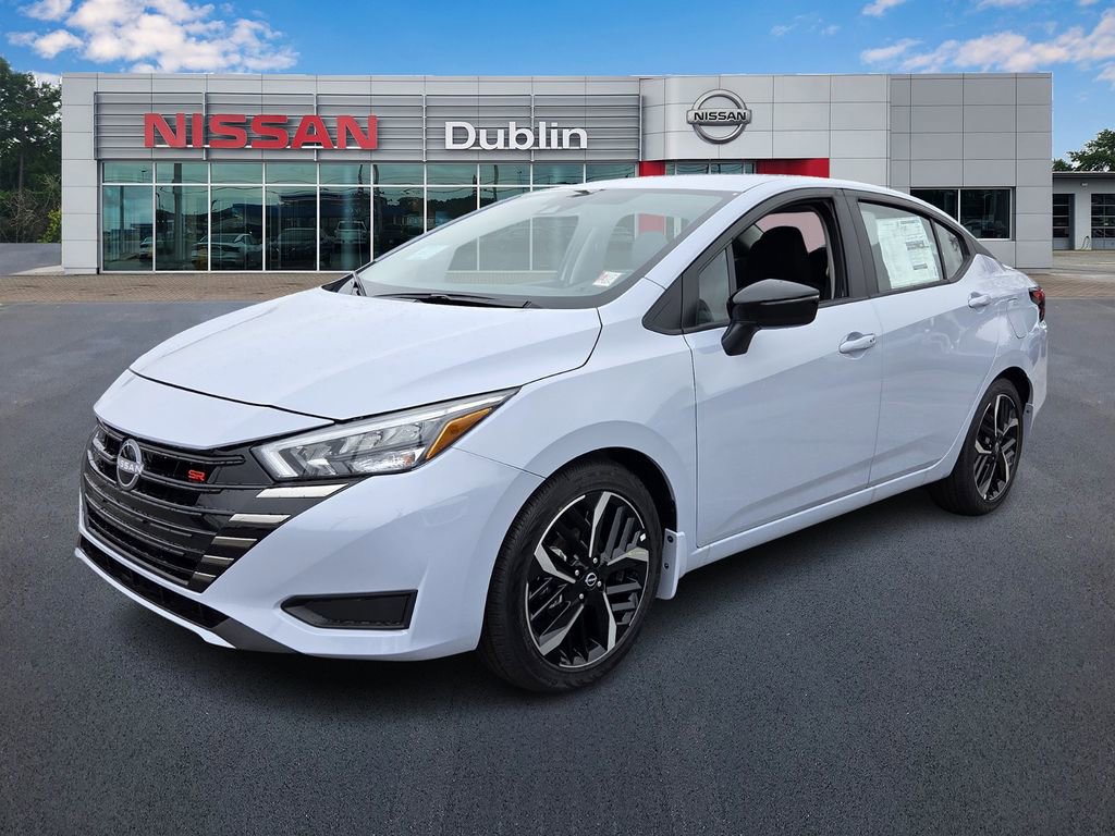 New 2025 Nissan Versa SR w/ Trunk Package image 1