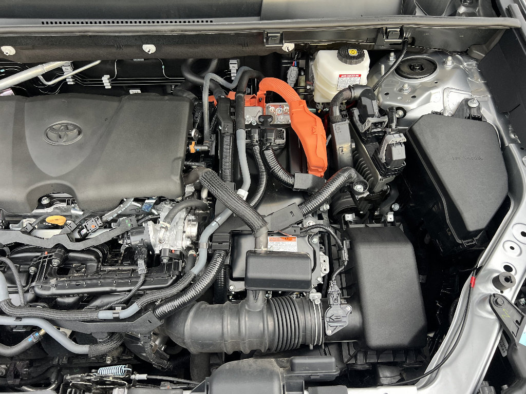 Used 2025 Toyota RAV4 LE image 37