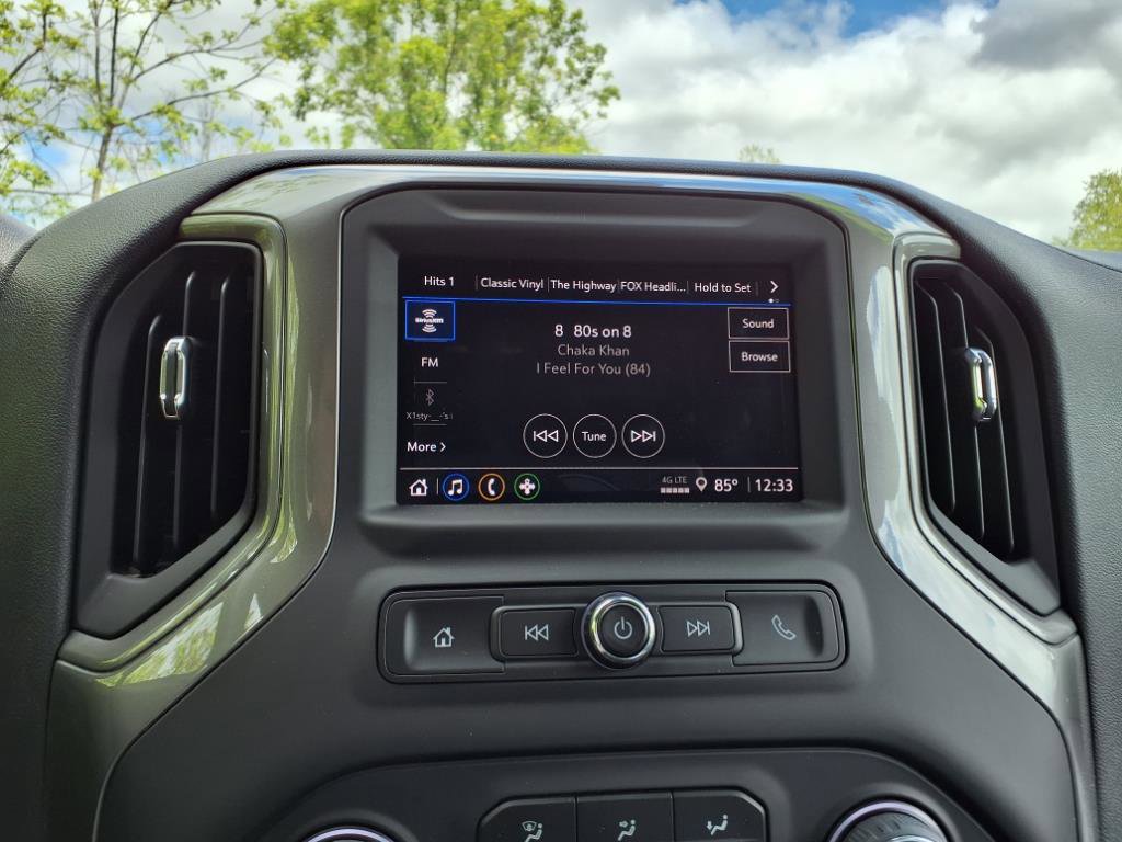 Used 2022 Chevrolet Silverado 1500 Custom Trail Boss AWD/4WD image 9