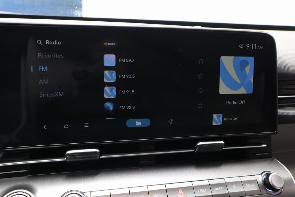 Certified 2025 Hyundai Kona SEL image 2