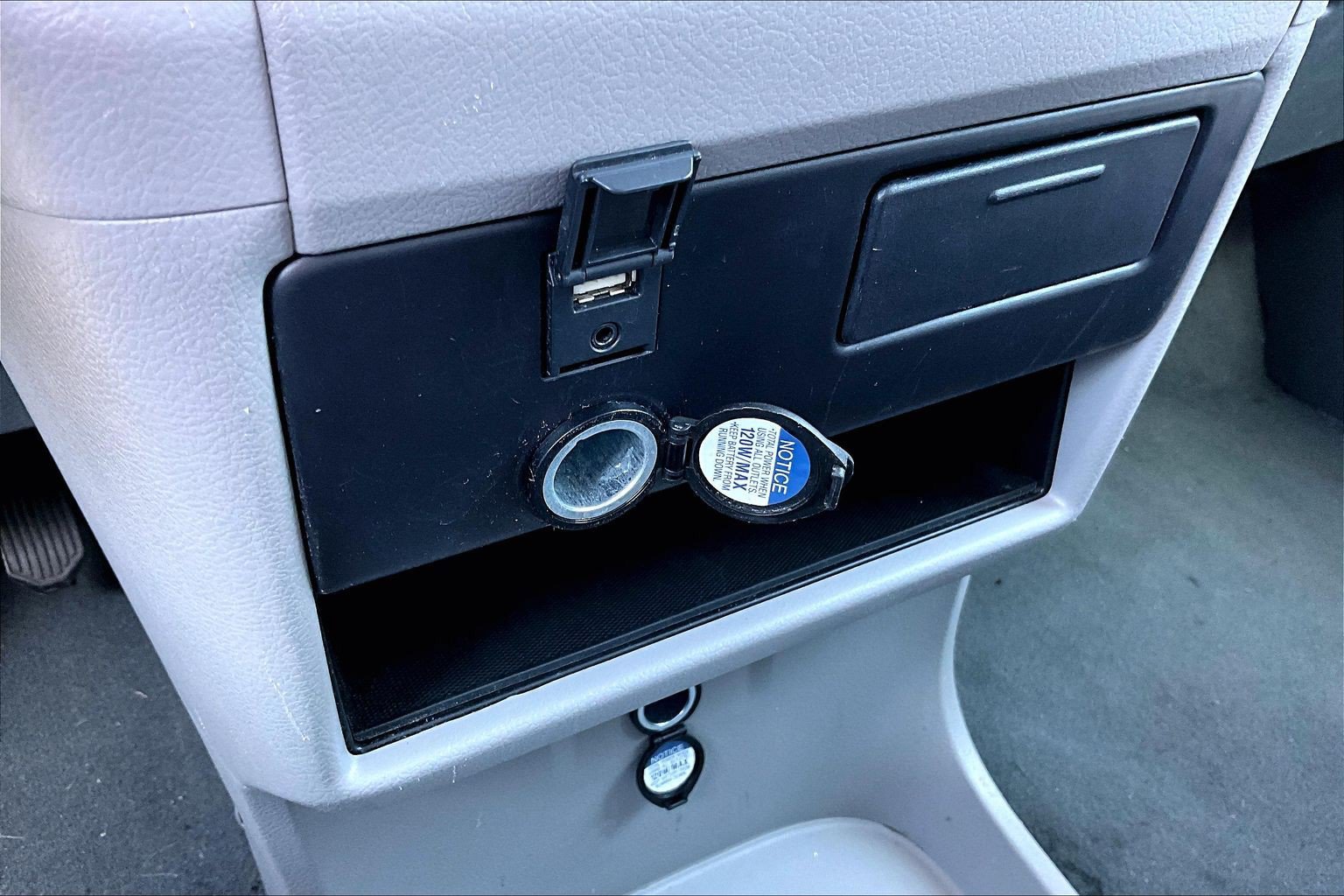 Used 2019 Toyota Sienna LE FWD image 20