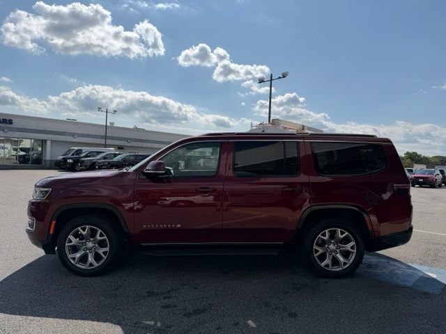 Used 2022 Jeep Wagoneer Series II AWD/4WD image 19