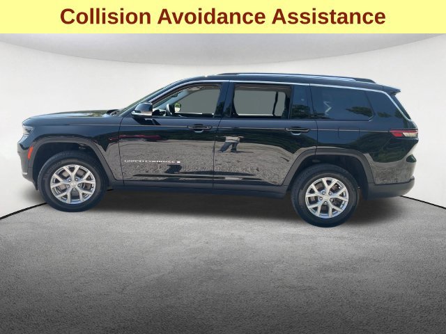 Used 2023 Jeep Grand Cherokee L Limited AWD/4WD image 6