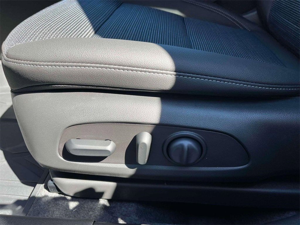New 2025 Buick Envista Preferred w/ Convenience I Package image 21