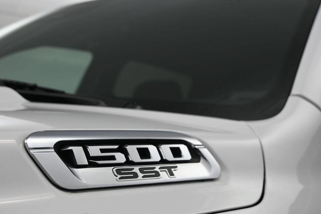Used 2025 RAM 1500 Big Horn AWD/4WD image 10
