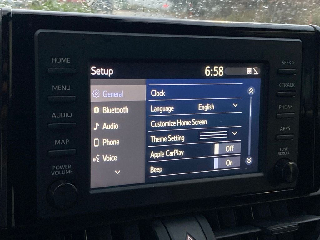 Used 2019 Toyota RAV4 LE FWD image 18