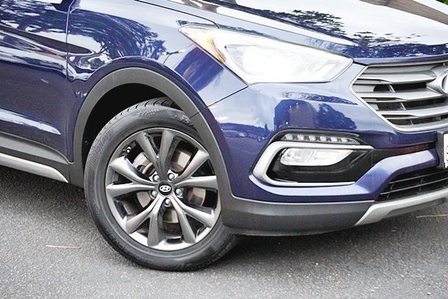Used 2018 Hyundai Santa Fe Sport image 4
