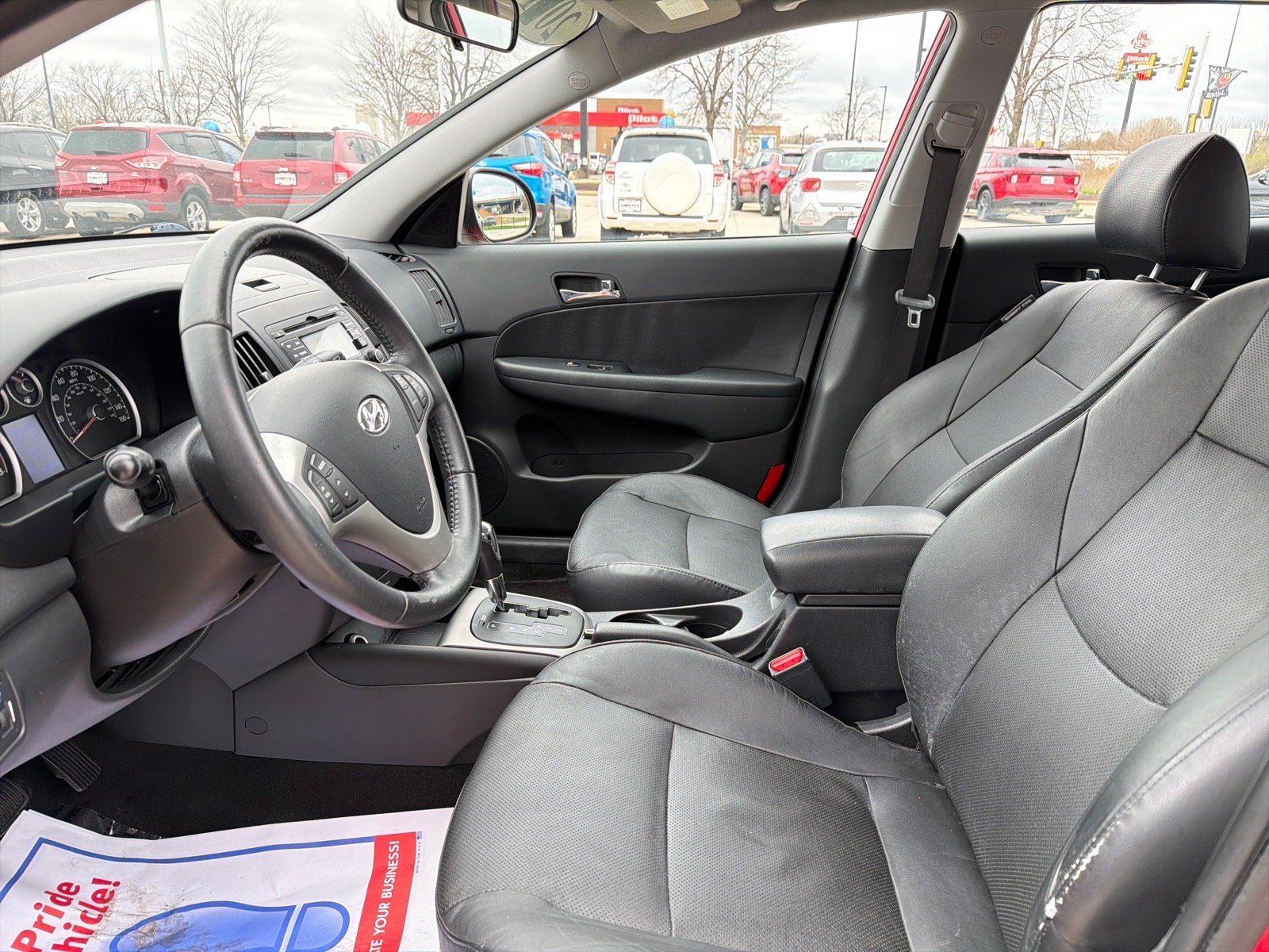 Used 2011 Hyundai Elantra FWD image 11