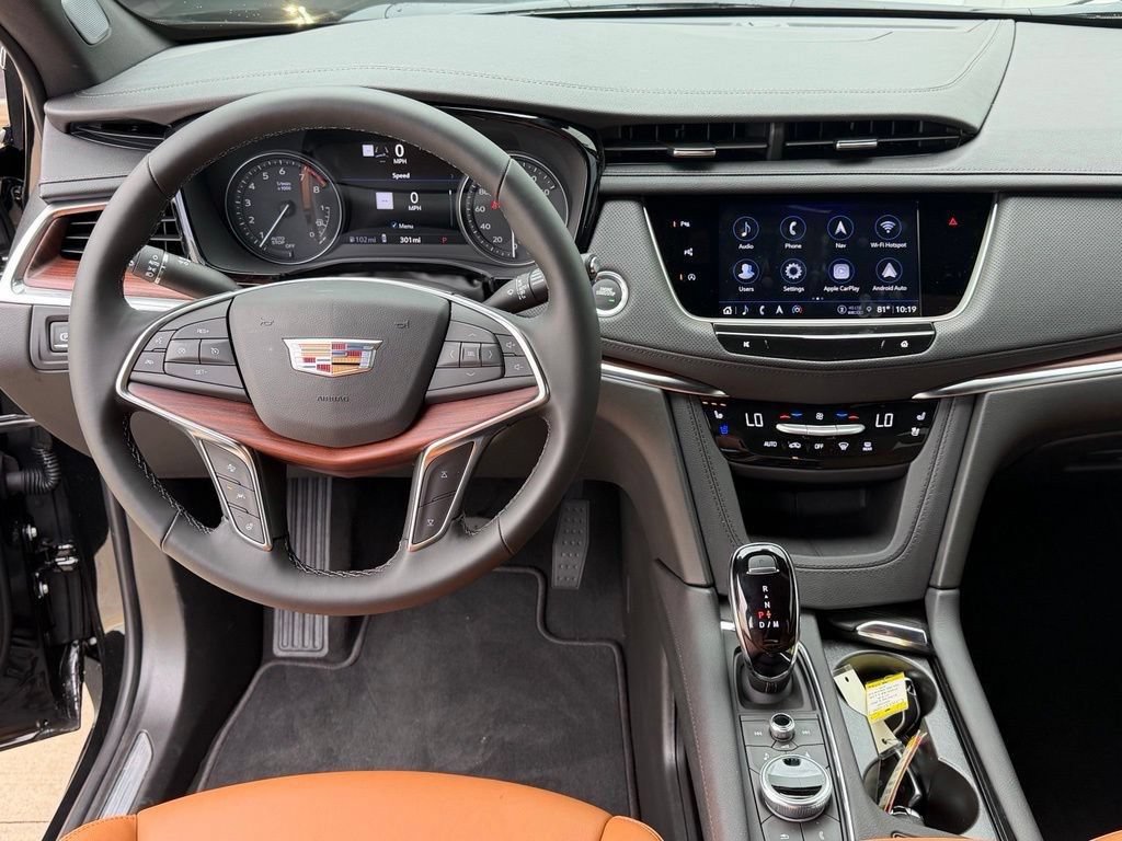 New 2026 Cadillac XT5 Premium Luxury w/ LPO, Floor Liner Package FWD image 25