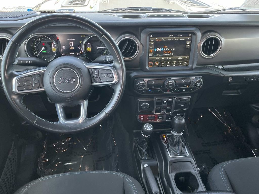 Used 2022 Jeep Wrangler Unlimited Rubicon 4xe w/ Safety Group AWD/4WD image 18