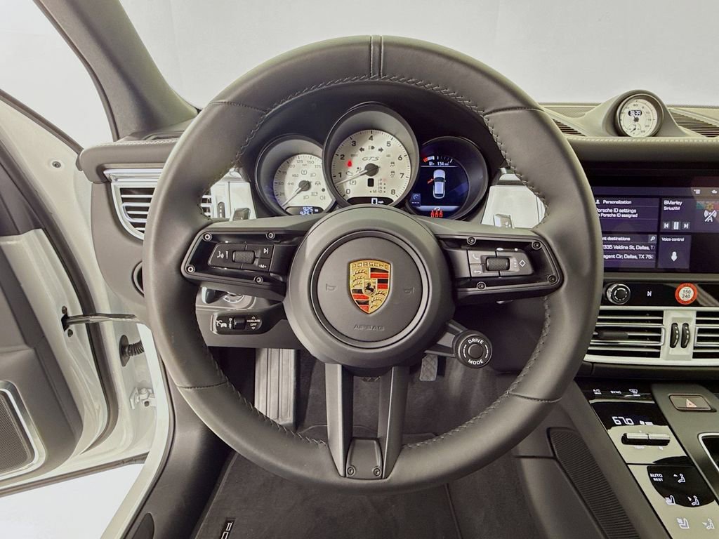 New 2026 Porsche Macan GTS image 15