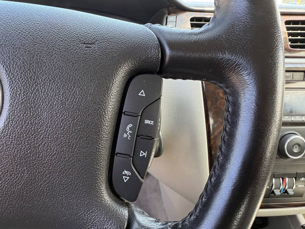 Used 2013 Chevrolet Impala LT image 23