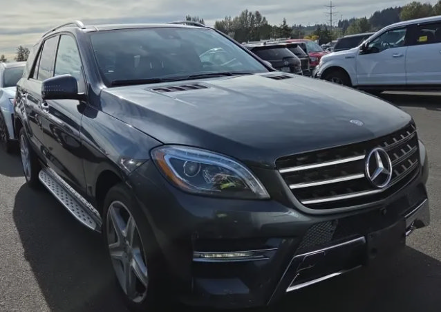 Used 2015 Mercedes-Benz ML 400 4MATIC image 3