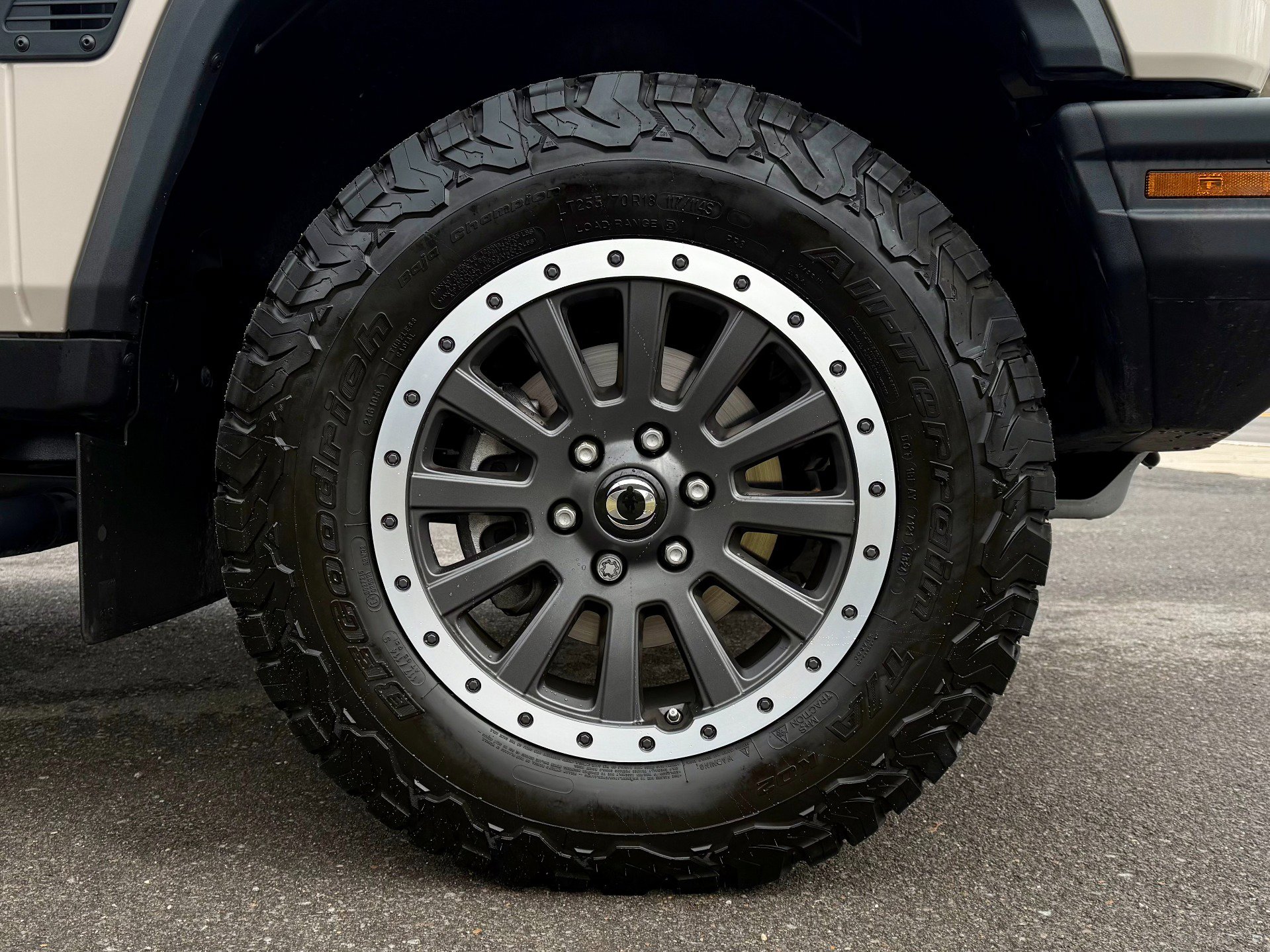 Used 2025 INEOS Grenadier image 42