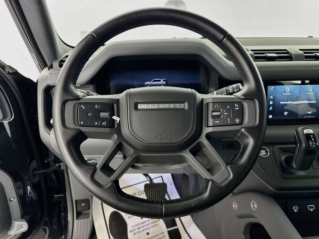 Certified 2024 Land Rover Defender 110 X-Dynamic SE AWD/4WD image 11