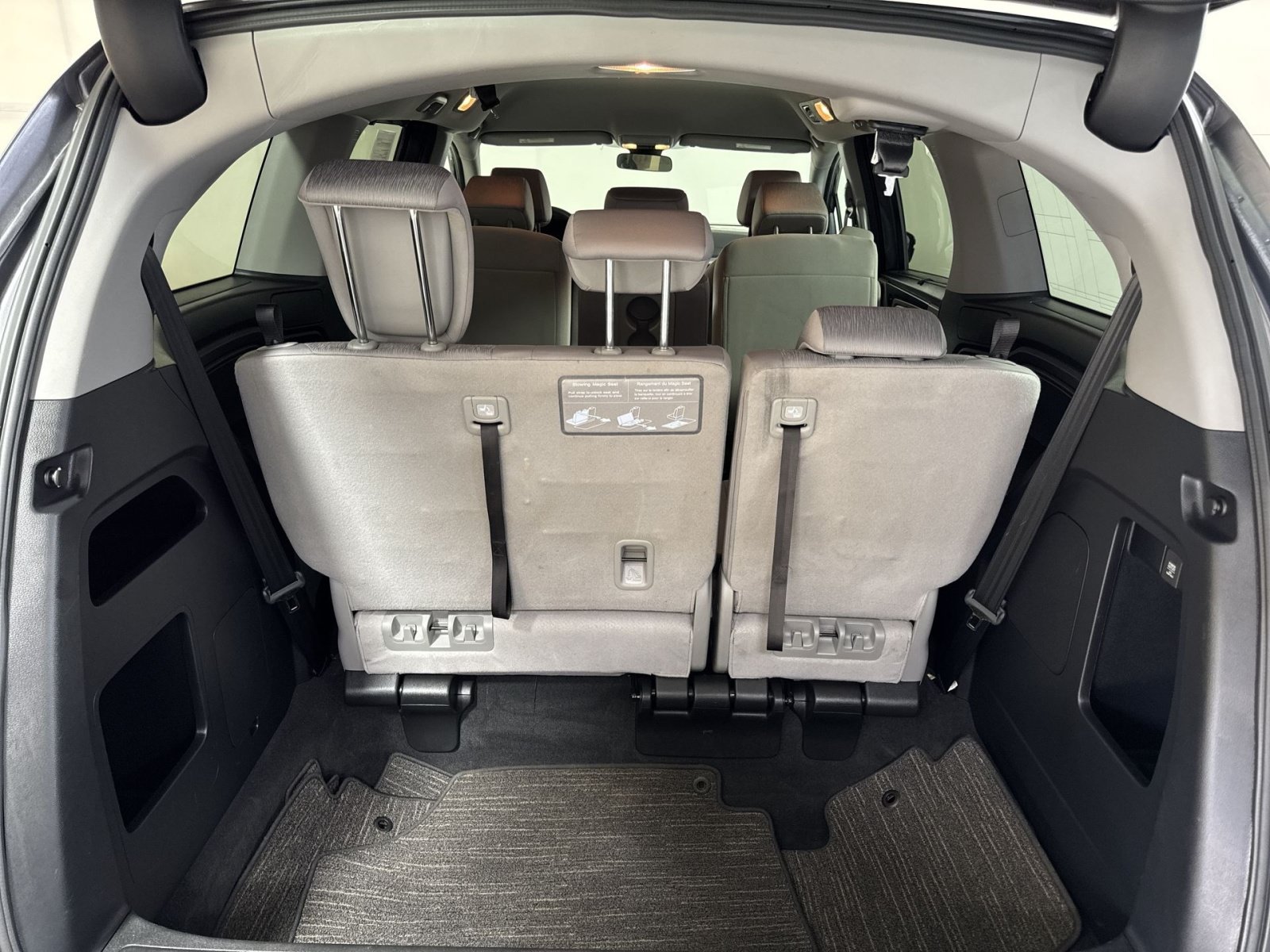 Used 2024 Honda Odyssey EX image 26