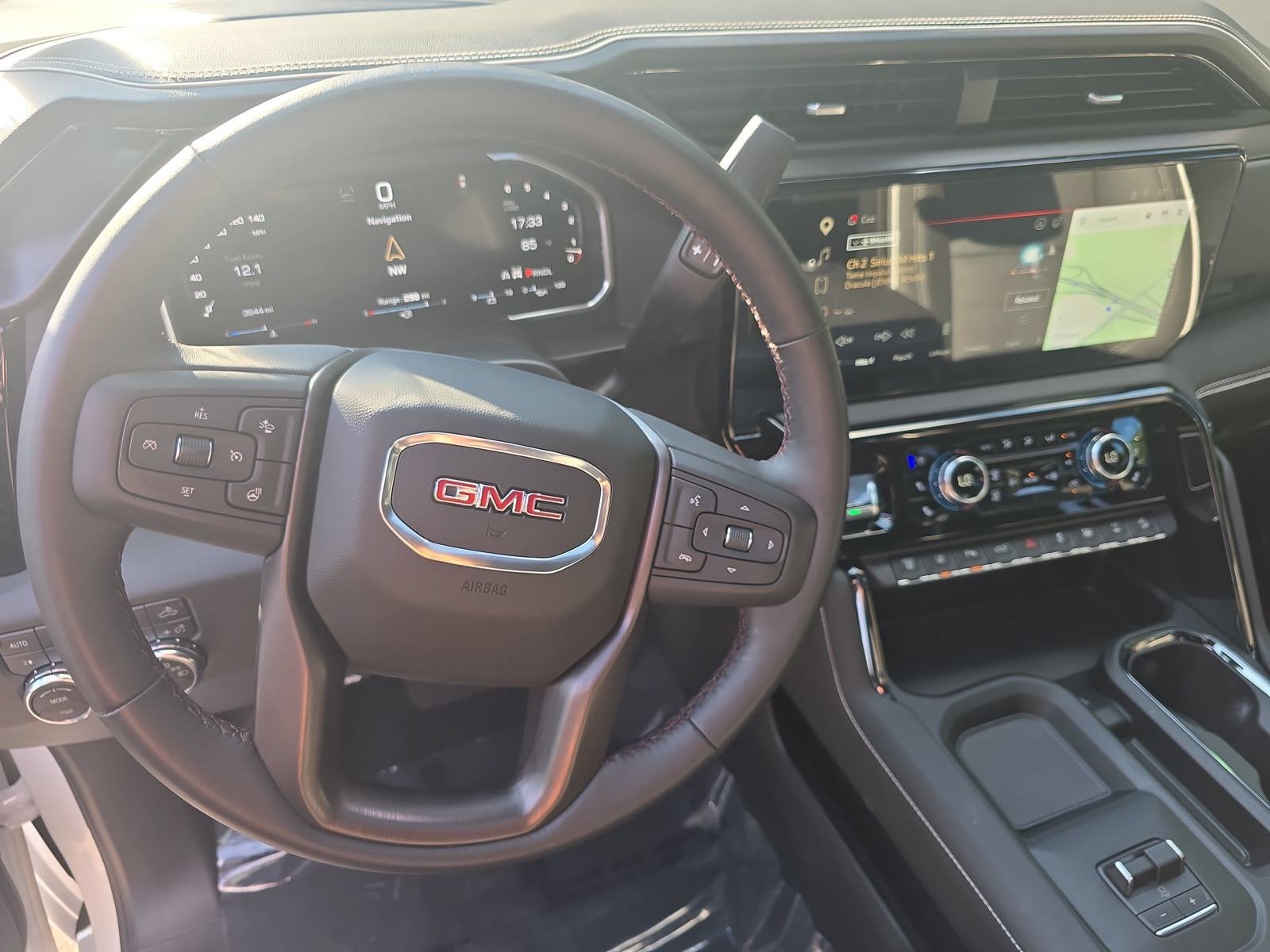 Used 2026 GMC Sierra 2500 AT4X AWD/4WD image 15