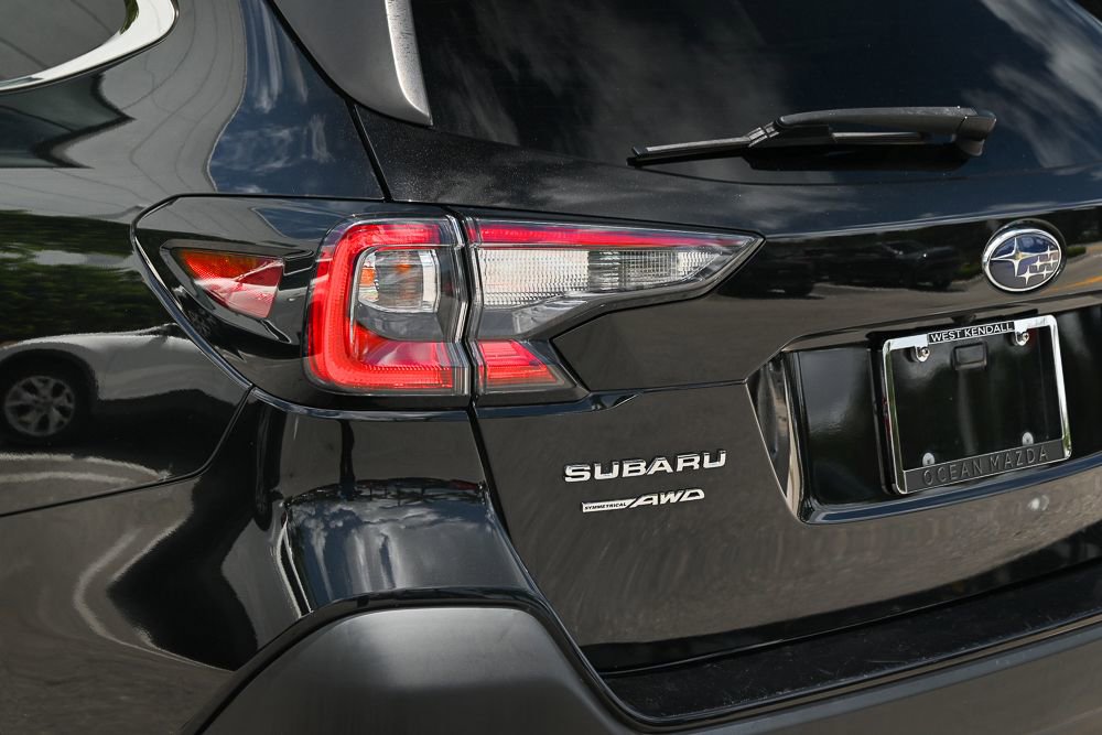 Used 2021 Subaru Outback Limited AWD/4WD image 12