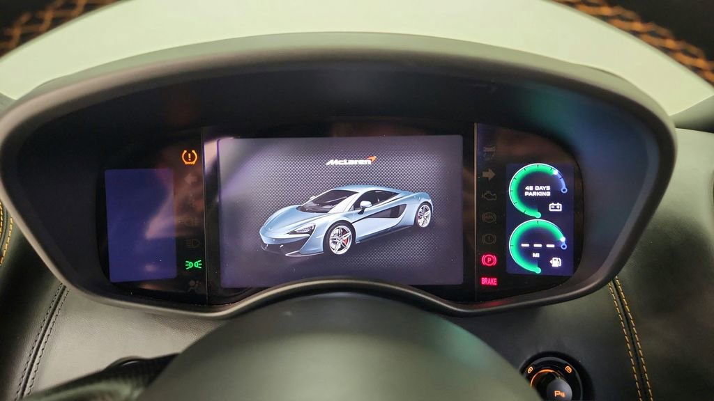 Used 2016 McLaren 570S Coupe RWD image 20
