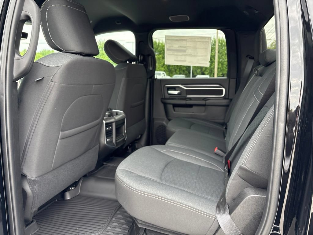 New 2026 RAM 2500 Big Horn AWD/4WD image 9
