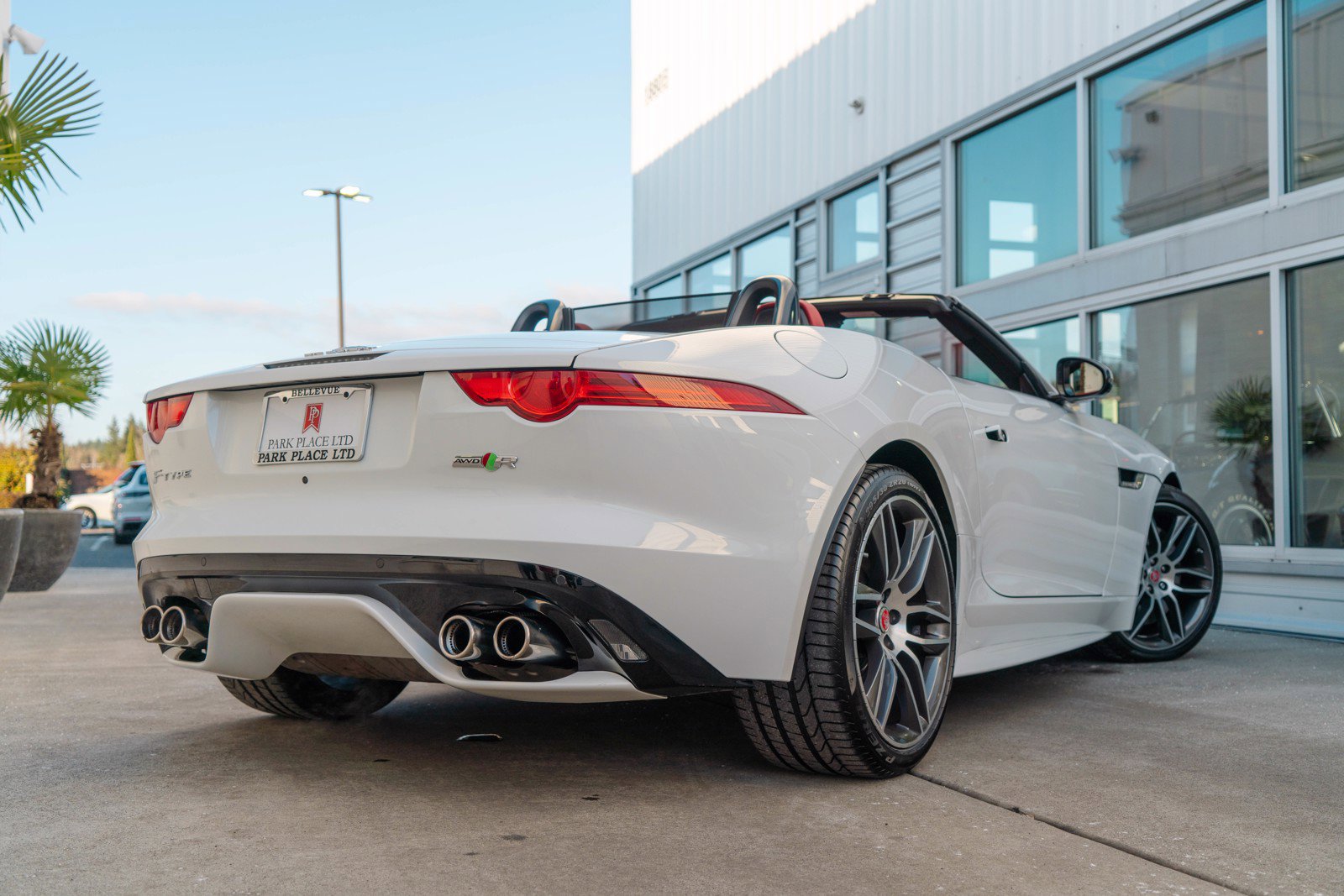 Used 2017 Jaguar F-TYPE R AWD/4WD image 12