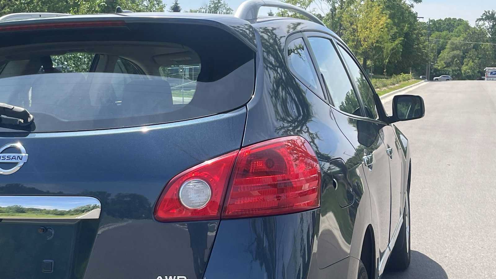 Used 2014 Nissan Rogue S w/ Convenience Package AWD/4WD image 19