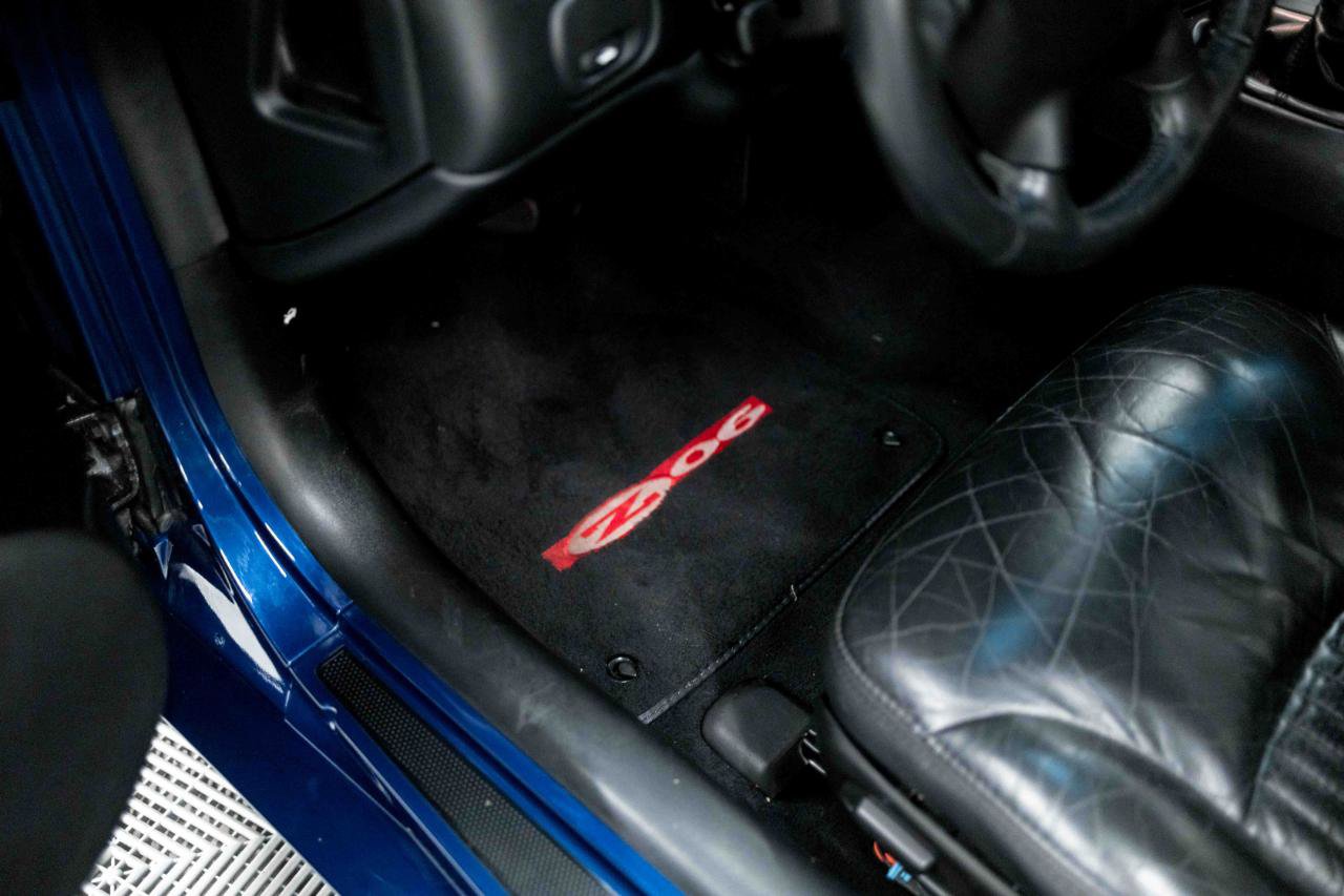 Used 2004 Chevrolet Corvette Z06 w/ Z06 Preferred Equipment Group image 46