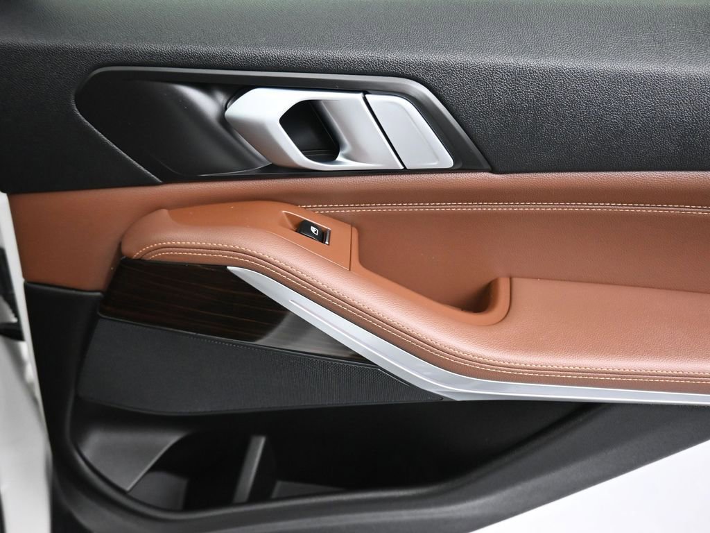 Used 2019 BMW X5 xDrive40i w/ Convenience Package image 41