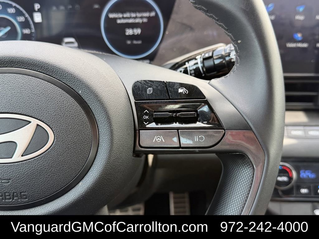 Used 2025 Hyundai Elantra SEL FWD image 16