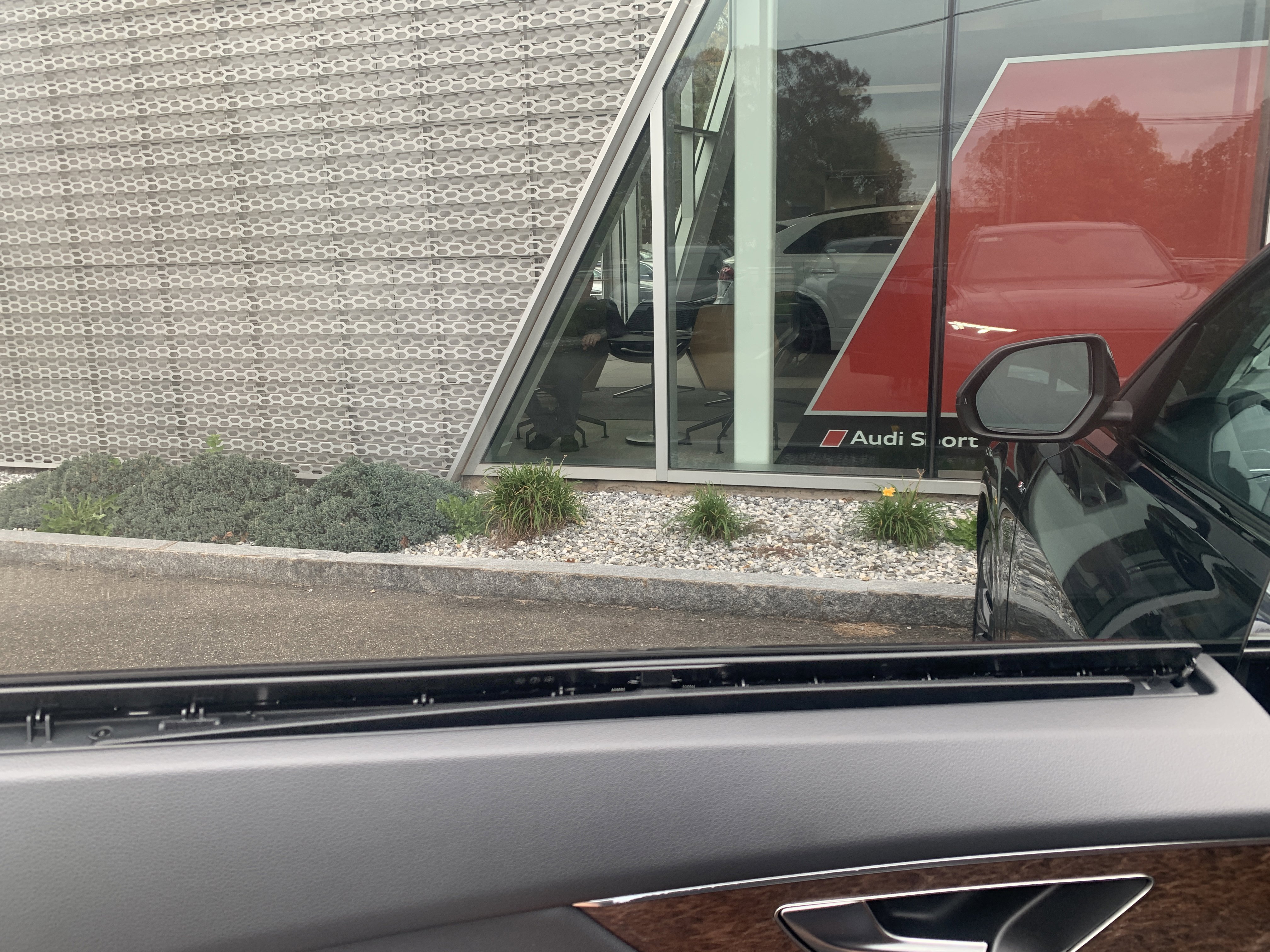 New 2026 Audi Q8 Premium Plus image 25