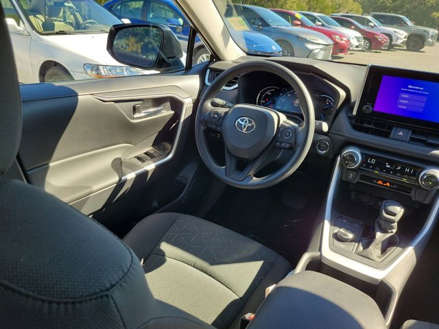 Used 2024 Toyota RAV4 AWD Hybrid image 22
