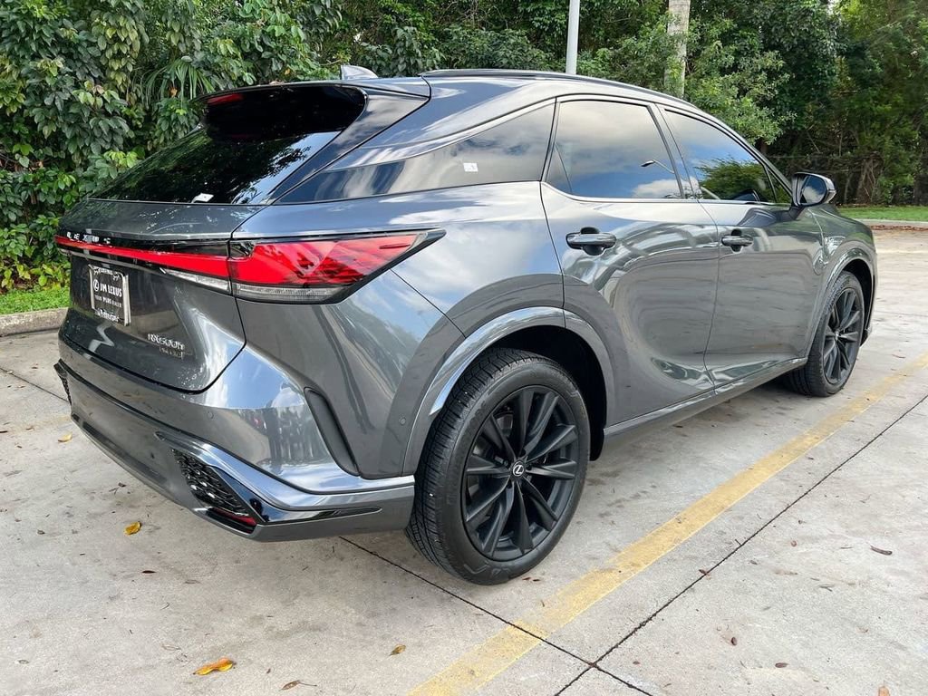 Certified 2025 Lexus RX 500h F Sport w/ Convenience Package image 7