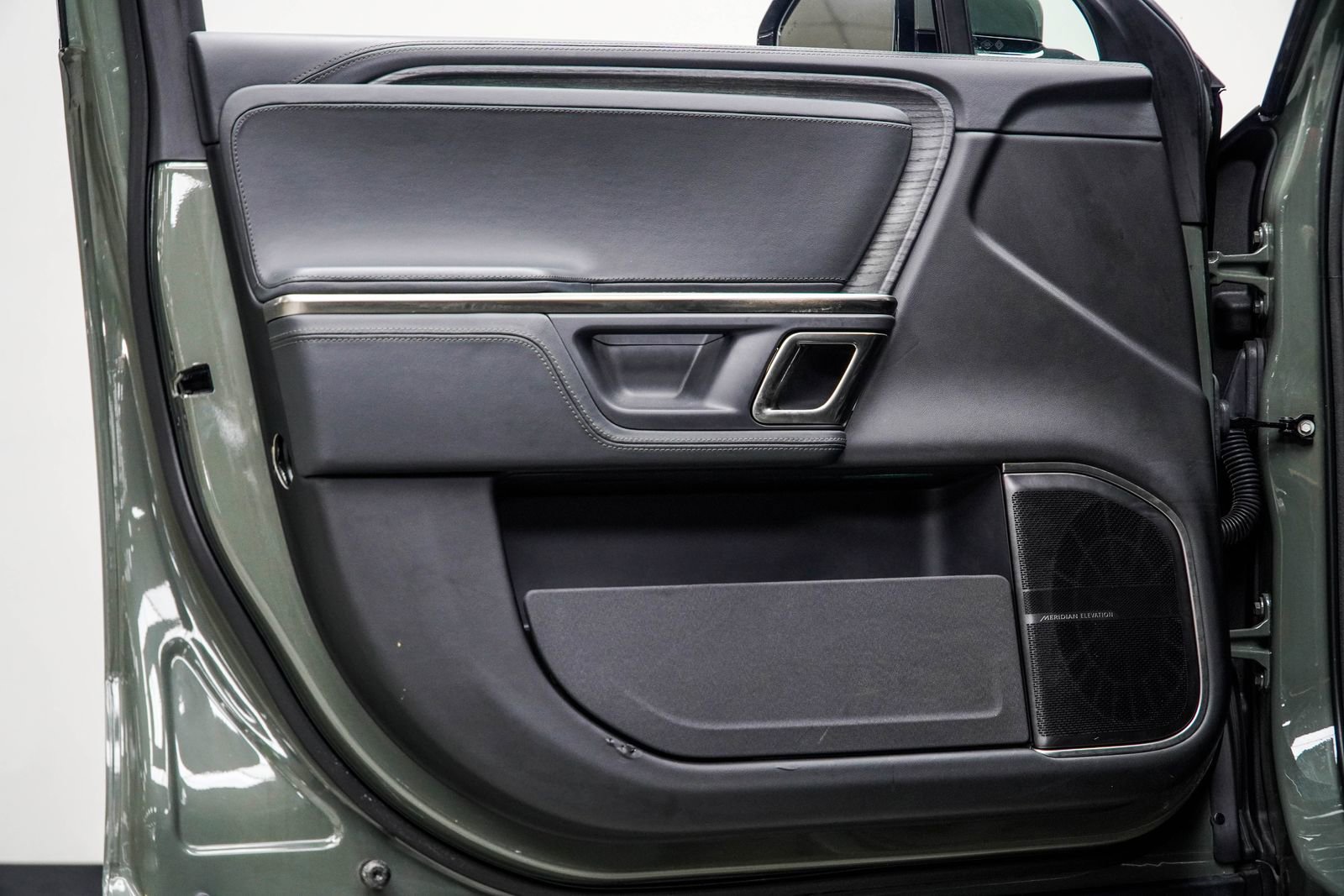 Used 2022 Rivian R1T Launch Edition image 39