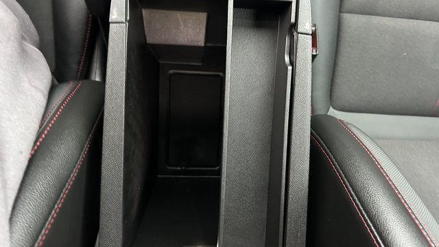 Certified 2022 Chevrolet Equinox RS w/ LPO, Floor Liner Package image 35