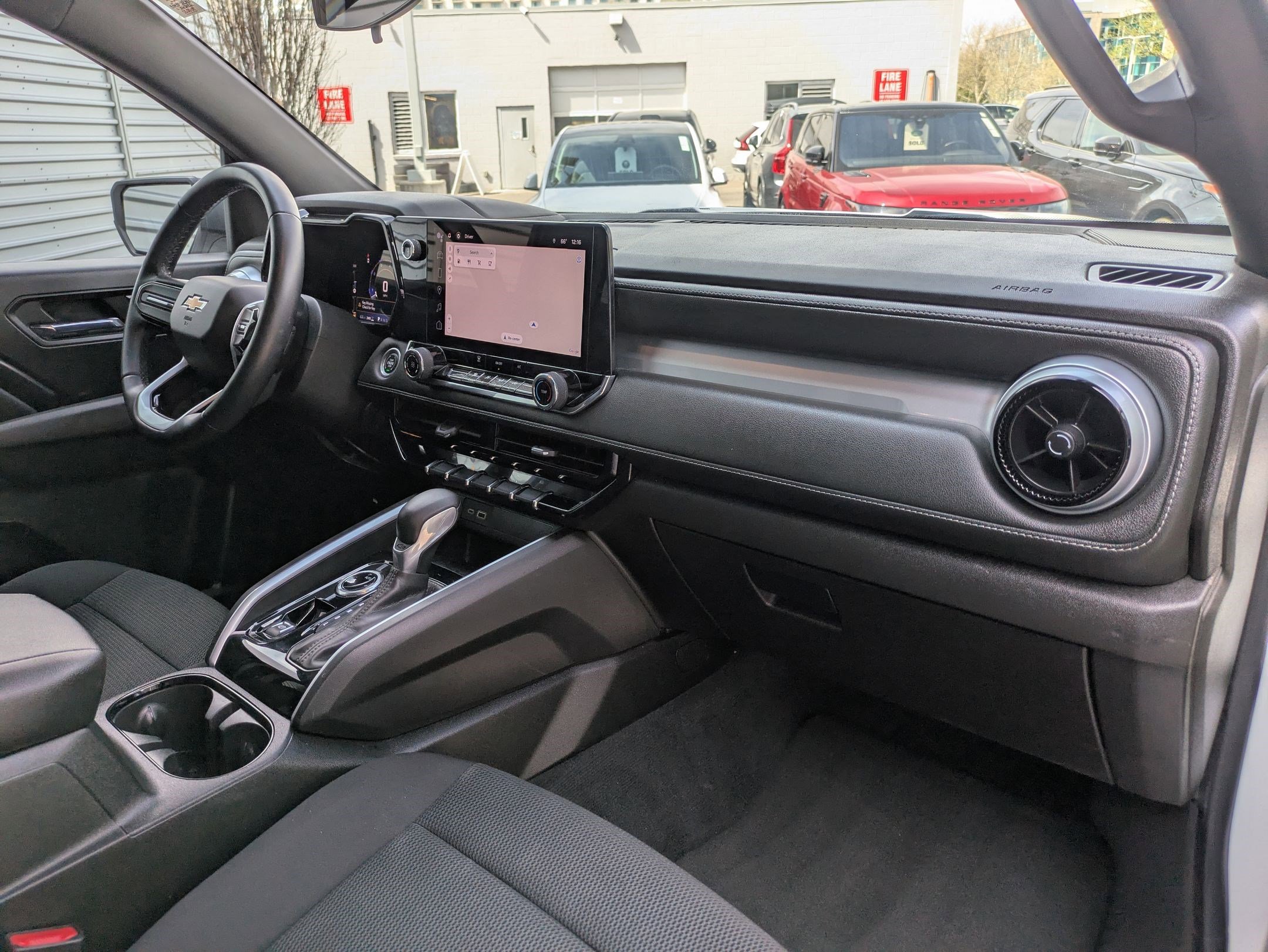 Used 2023 Chevrolet Colorado LT image 30