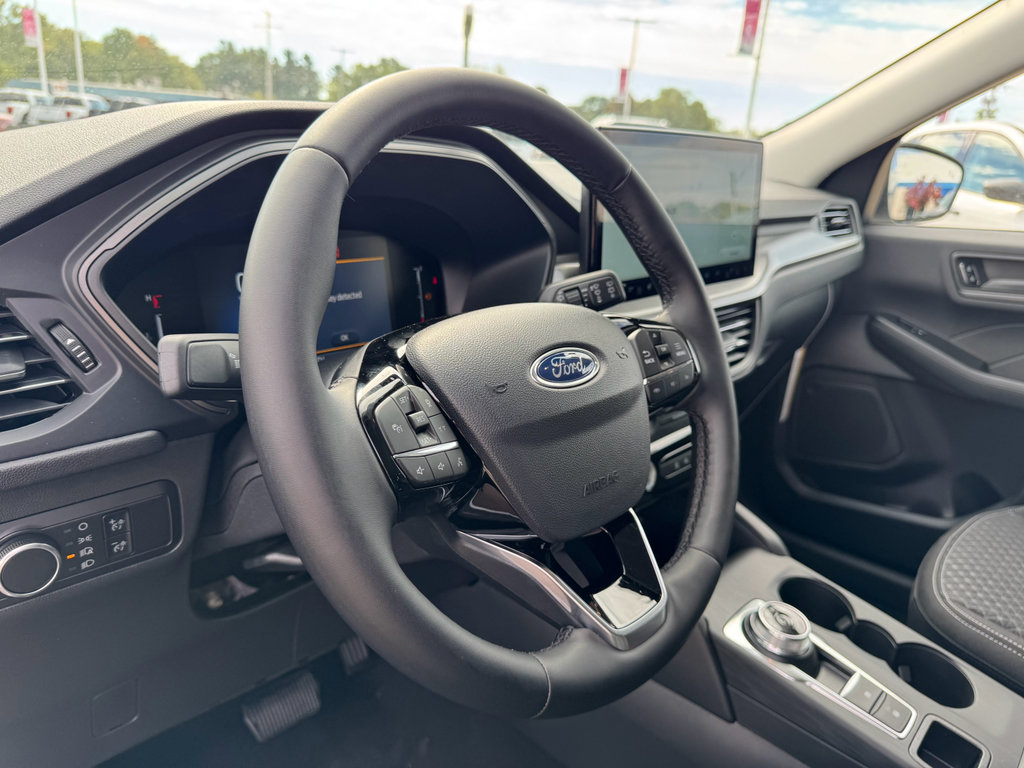New 2026 Ford Escape Active image 28