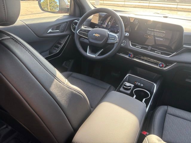 New 2026 Chevrolet Equinox LT w/ Convenience Package II image 17