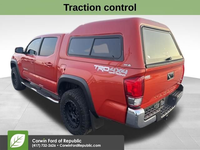 Used 2017 Toyota Tacoma TRD Off-Road w/ Tow Package (A/T) image 5