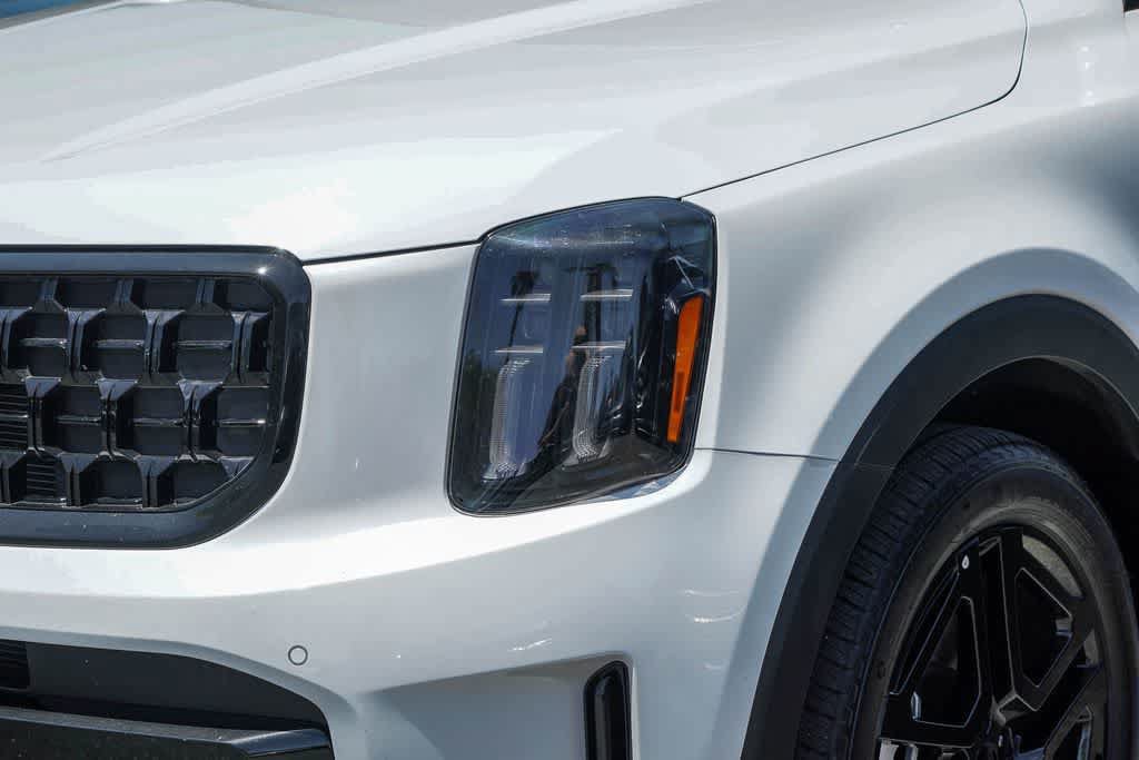 Certified 2025 Kia Telluride SX Prestige X-Line AWD/4WD image 8