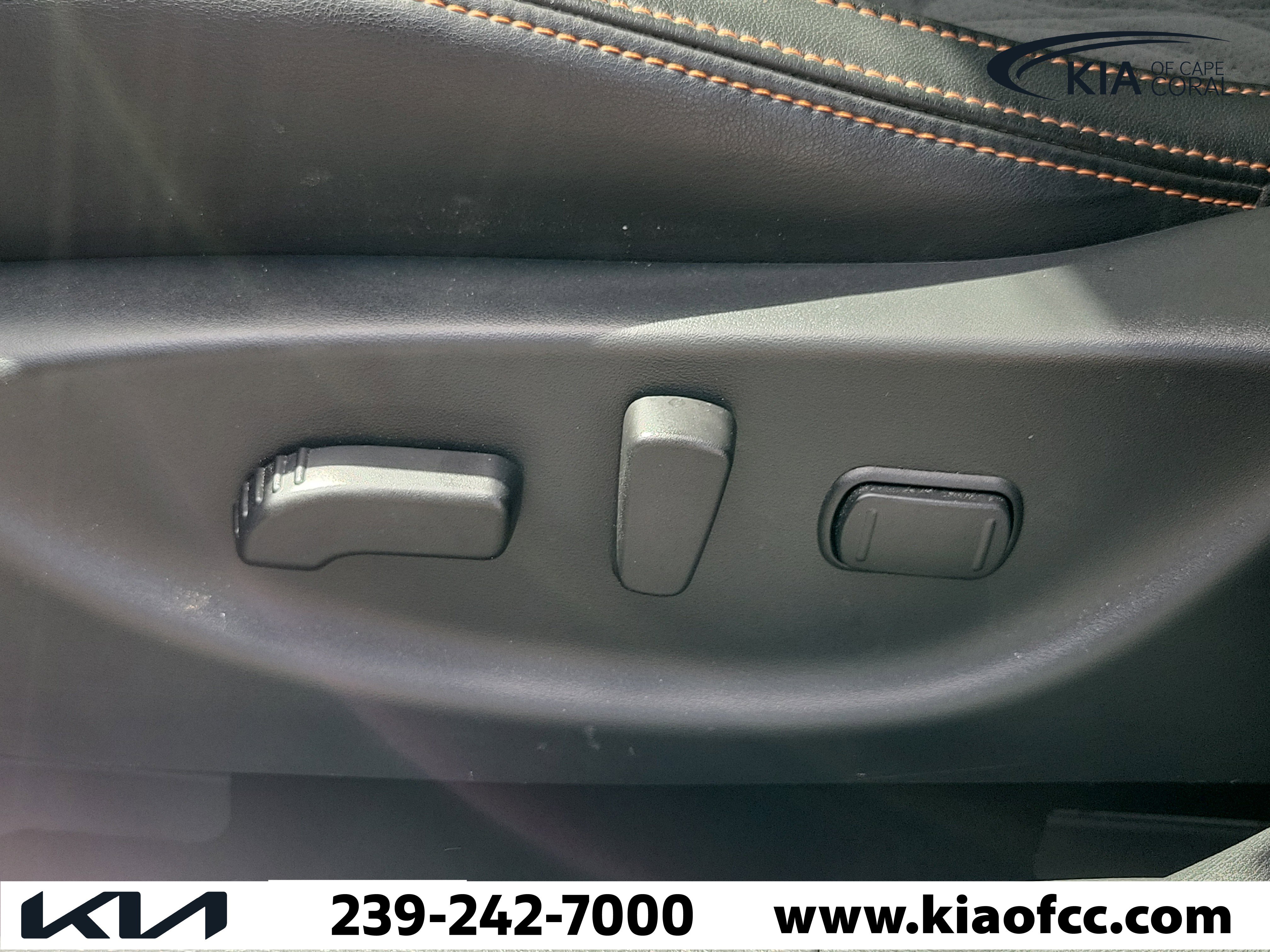 Used 2023 Nissan Maxima SR w/ Sport Mat Group image 22