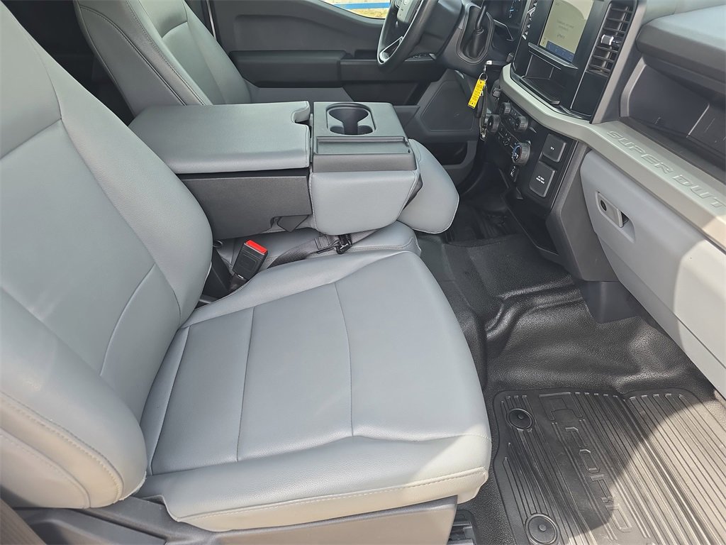 Used 2024 Ford F250 XL image 10