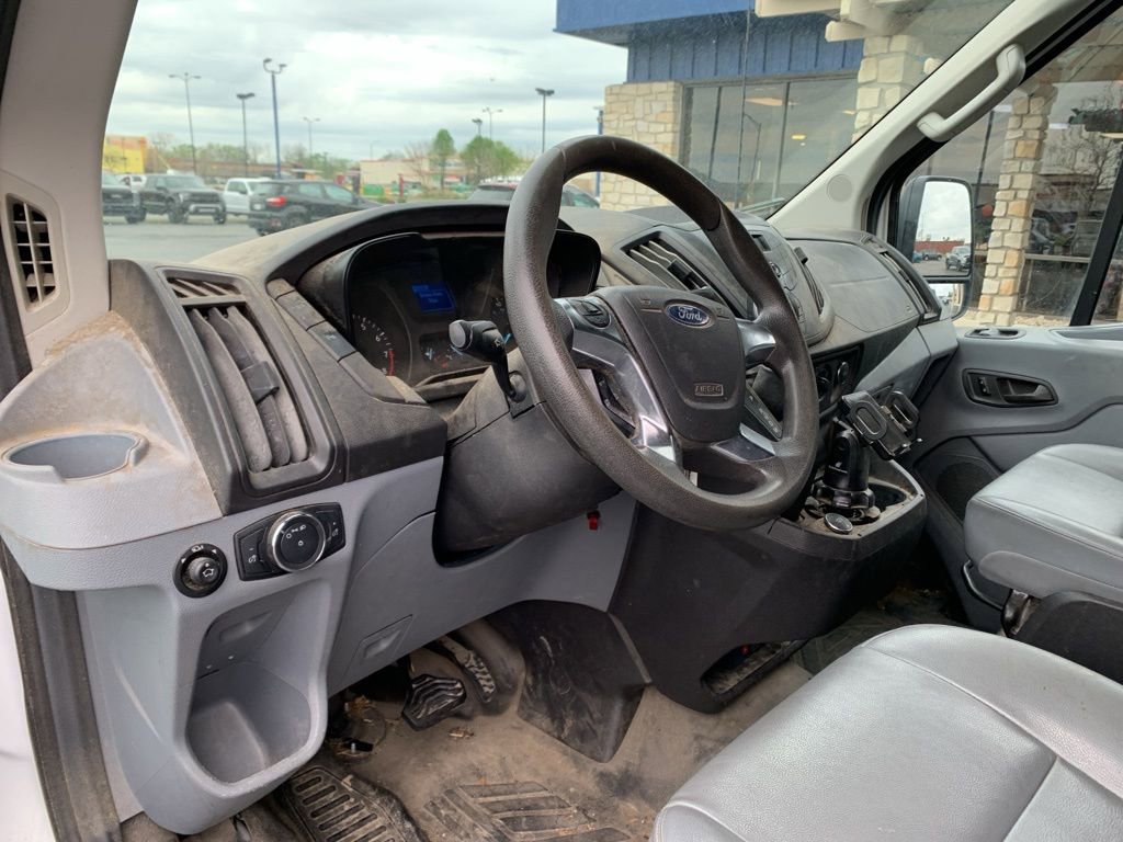 Used 2019 Ford Transit 250 148 Medium Roof image 16