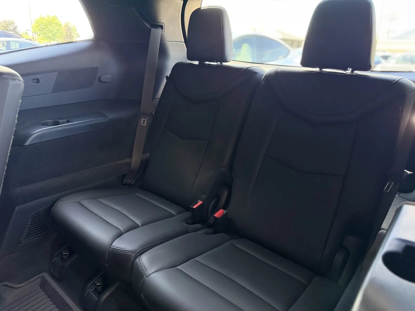 Used 2025 Cadillac XT6 Premium Luxury w/ Technology Package AWD/4WD image 42