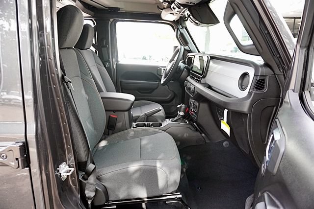New 2026 Jeep Wrangler Unlimited Sport AWD/4WD image 17