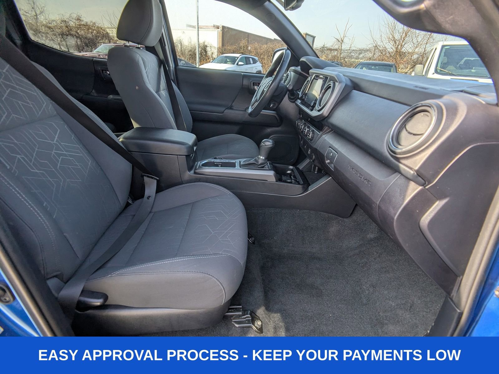 Used 2017 Toyota Tacoma TRD Off-Road w/ Tow Package (A/T) image 16