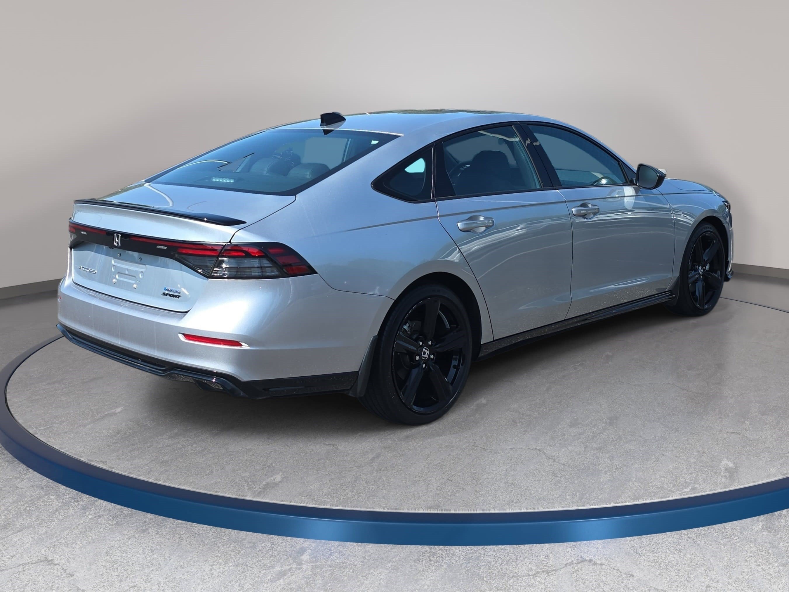 Used 2024 Honda Accord Sport image 5