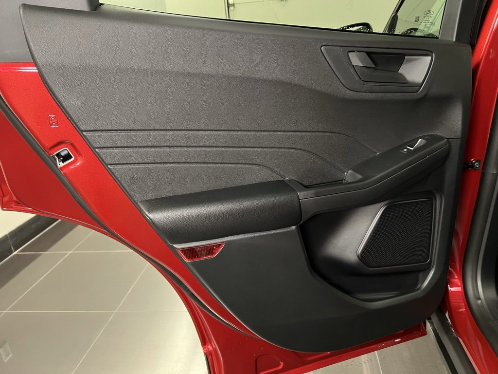 New 2025 Ford Escape Active w/ Cold Weather Package image 30