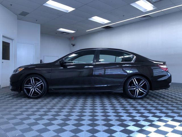 Used 2017 Honda Accord Sport Special Edition image 11