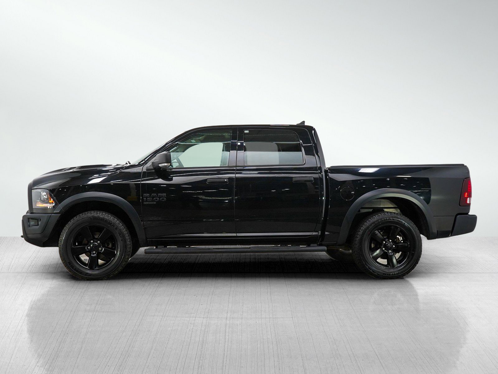 Used 2020 RAM 1500 Classic Warlock AWD/4WD image 2